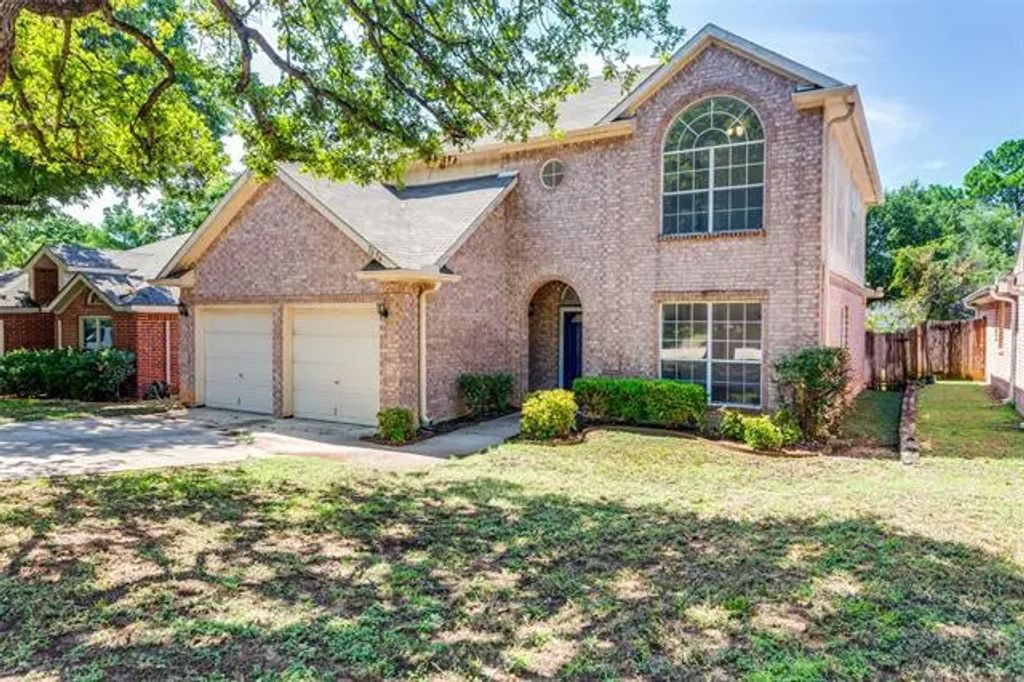 7636 Arbor Ridge Court, Fort Worth
