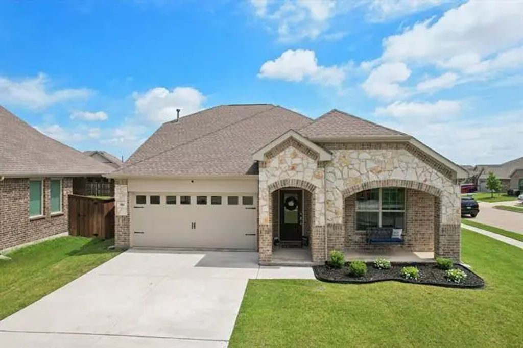 761 Lombard Lane, Forney