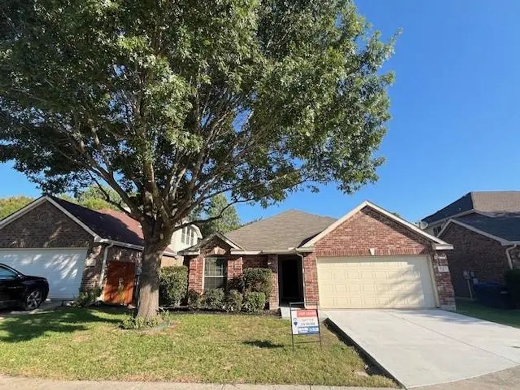 621 Crystal Falls Drive, McKinney
