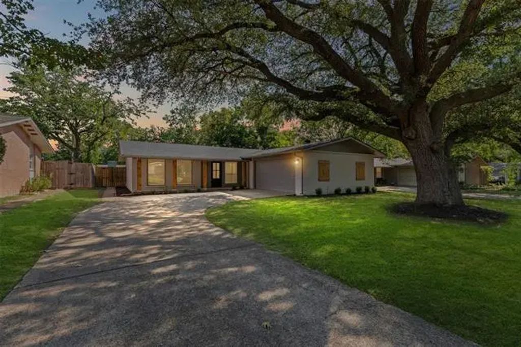 911 Wisteria Way, Richardson