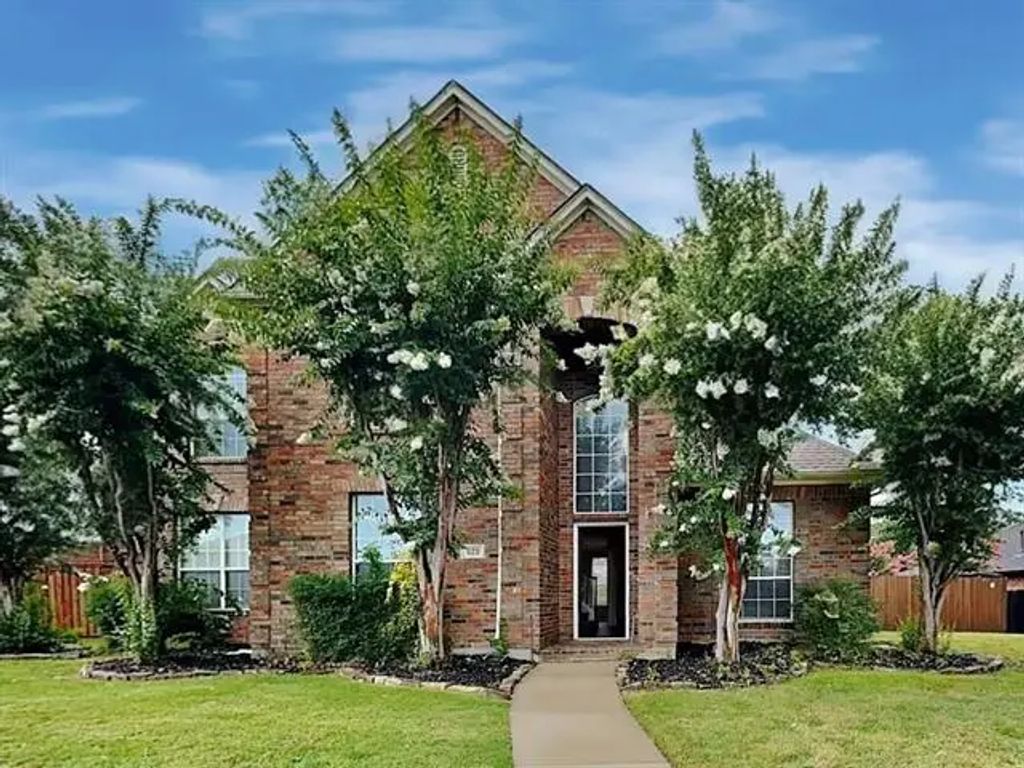 429 Vasey Oak Drive, Keller