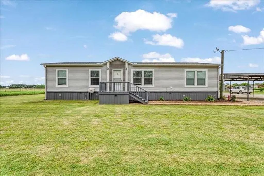 1445 County Road 2230, Ivanhoe
