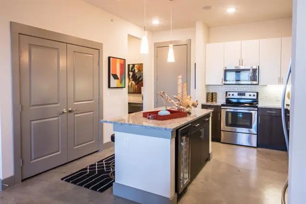 2175 Tucker Street 2202, Dallas