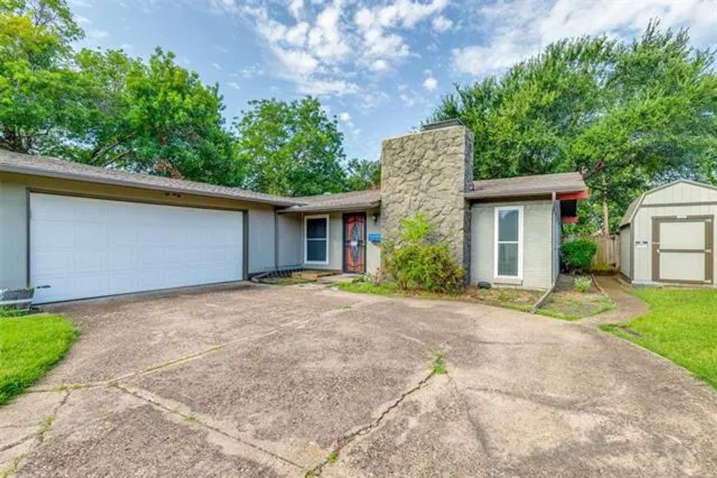 11489 Coral Hills Drive, Dallas