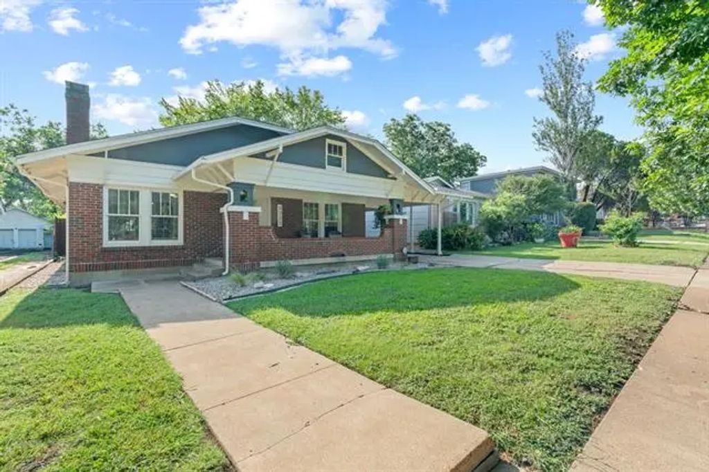 3233 Lipscomb Street, Fort Worth
