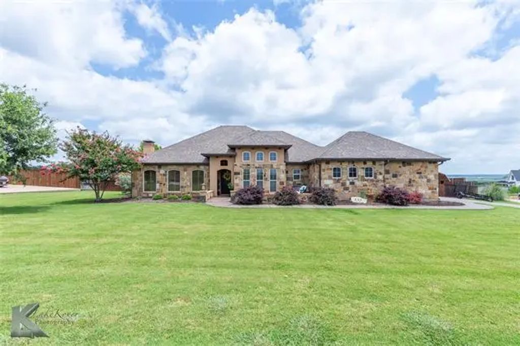 133 Lindley Court, Tuscola