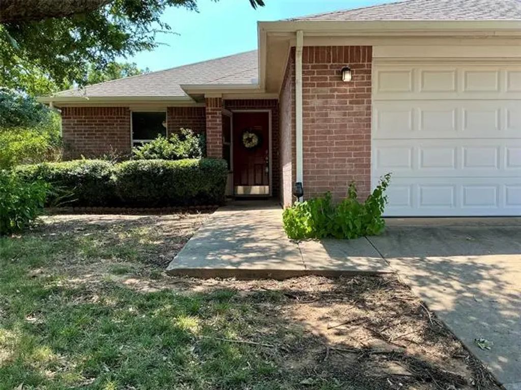1205 Ramsey Court, Denton