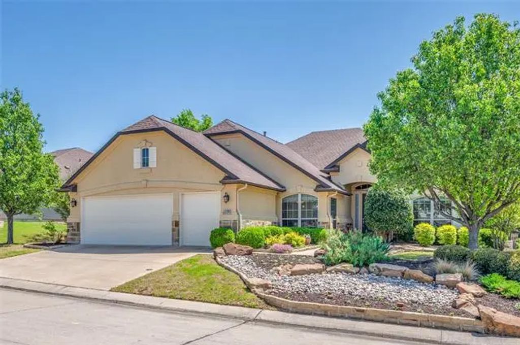 11101 La Jolla Way, Denton