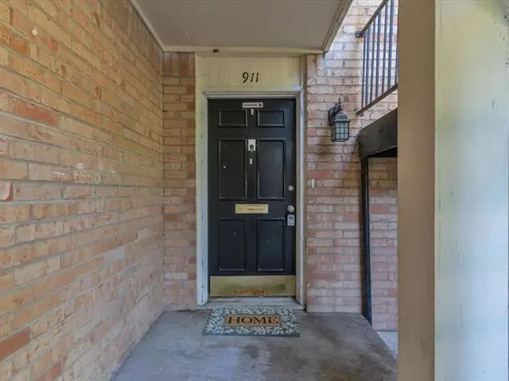 5053 Ridglea Lane 911, Fort Worth