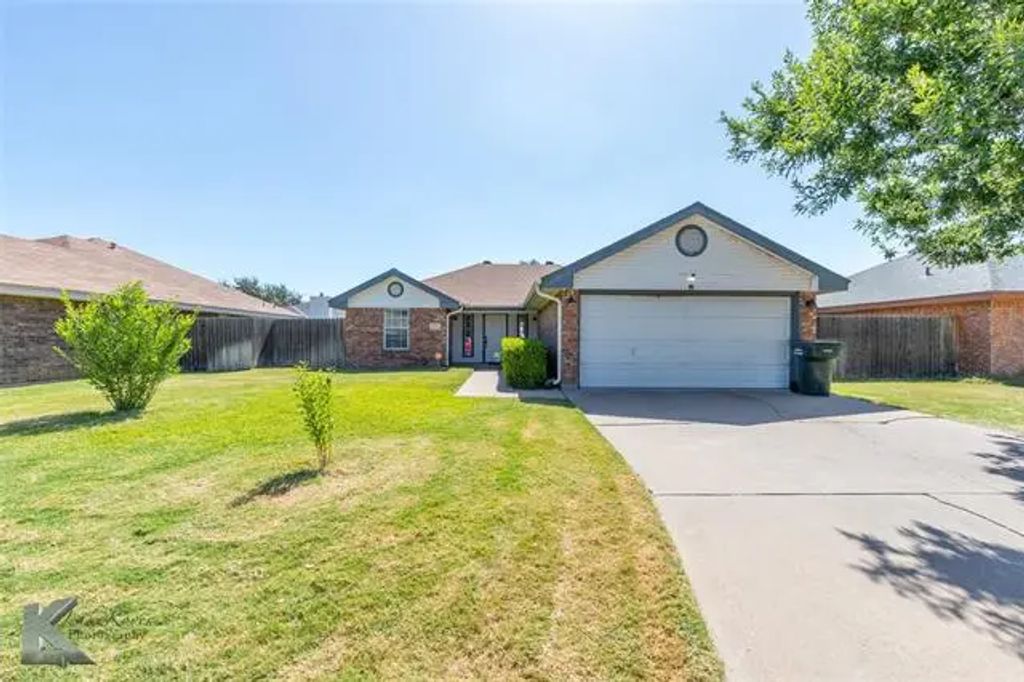 3917 Notre Dame Circle, Abilene