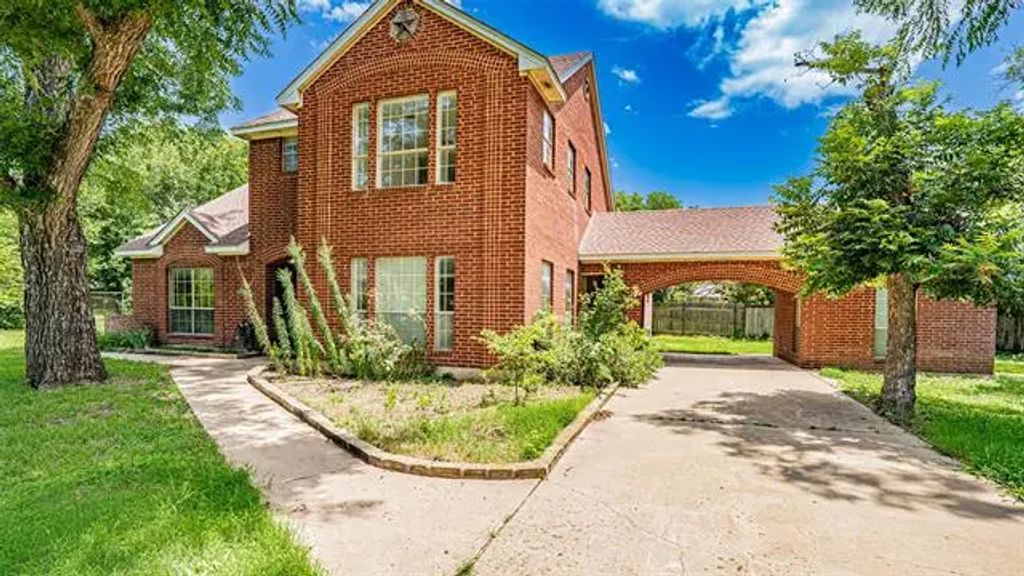 309 Hill Street, Hico