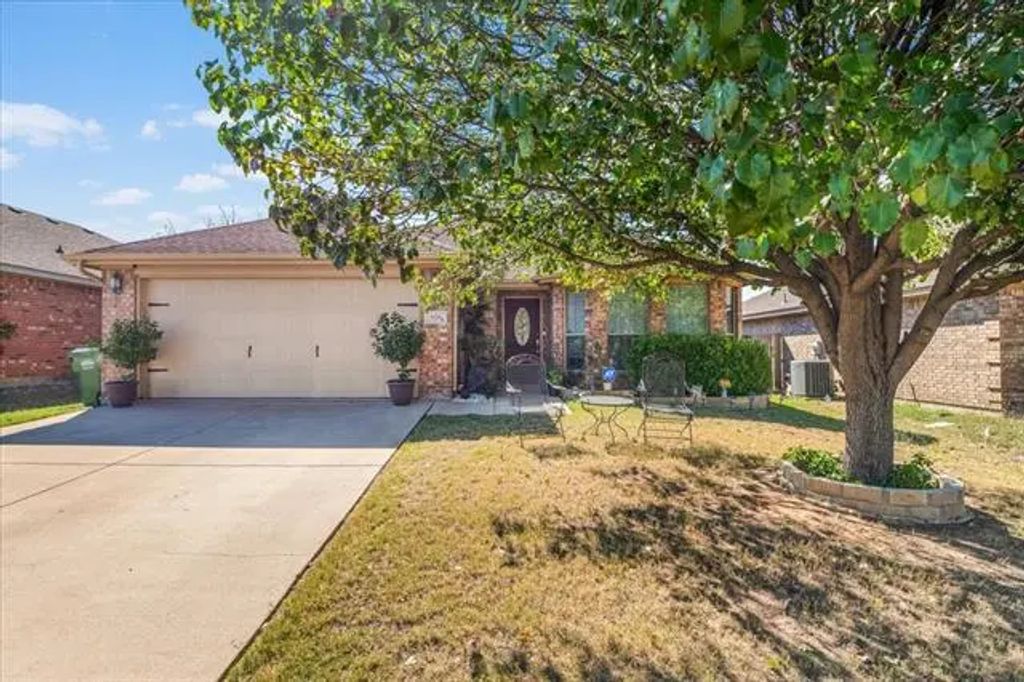 9225 Marilyn Drive, White Settlement