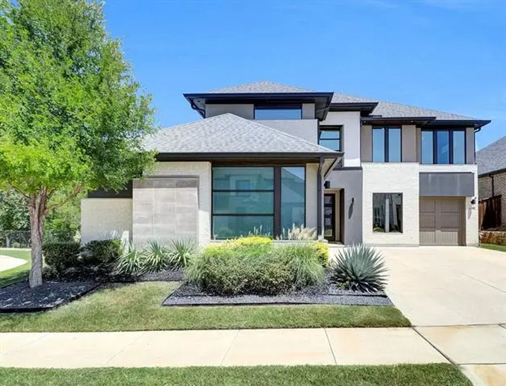 4029 Campania Court, Colleyville