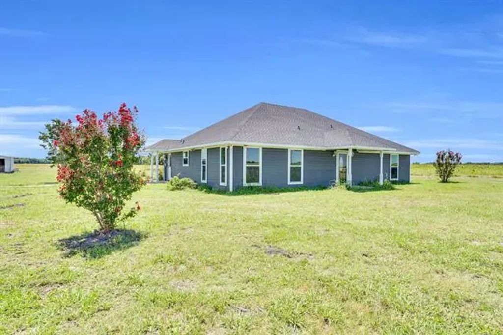1139 Trumbull Road, Ferris