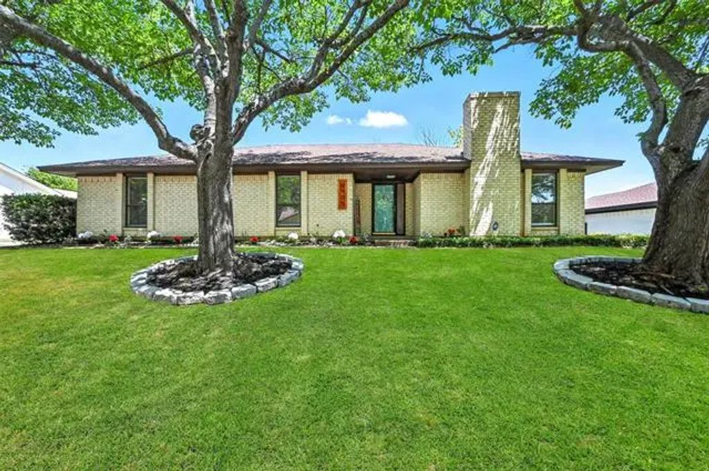 6905 Wilton Drive, Fort Worth