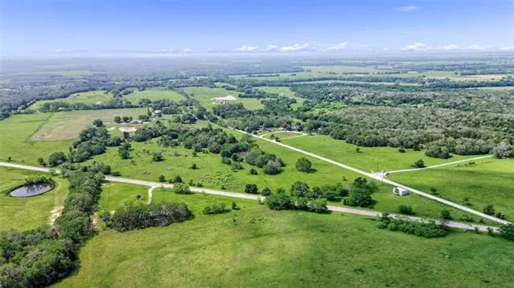 Tbd Fm 372 Tbd, Gainesville