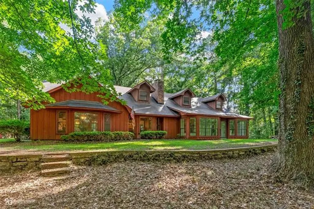 111 S Colbert Drive, Minden