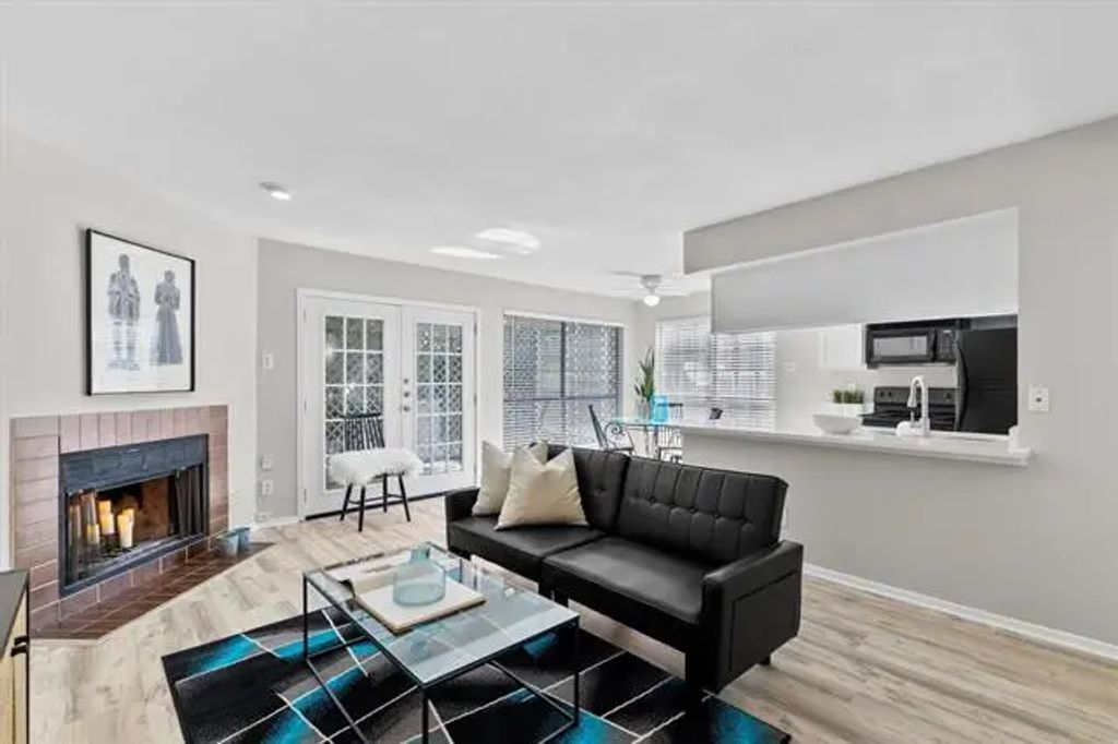 2505 Wedglea Drive 106, Dallas