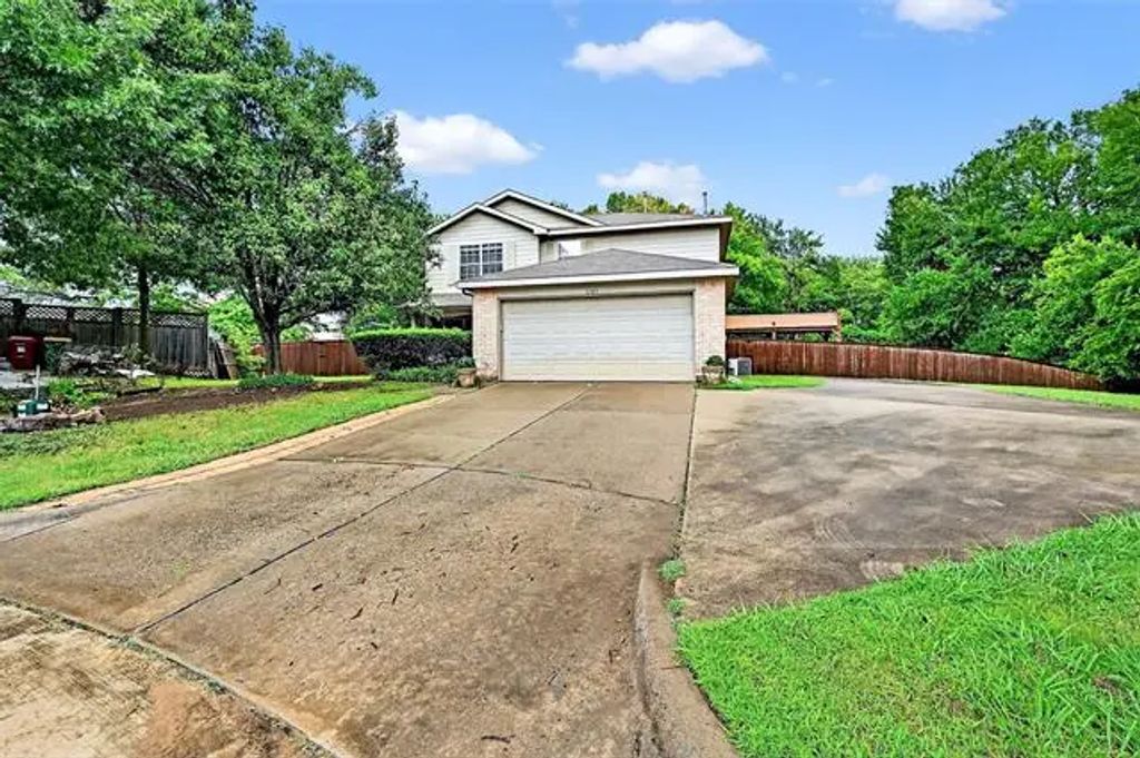 1709 Brookshire Lane, Sherman