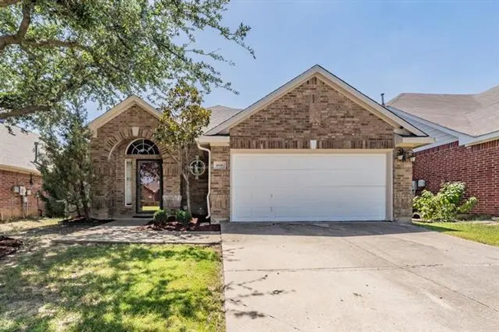 4616 Buffalo Bend Place, Fort Worth