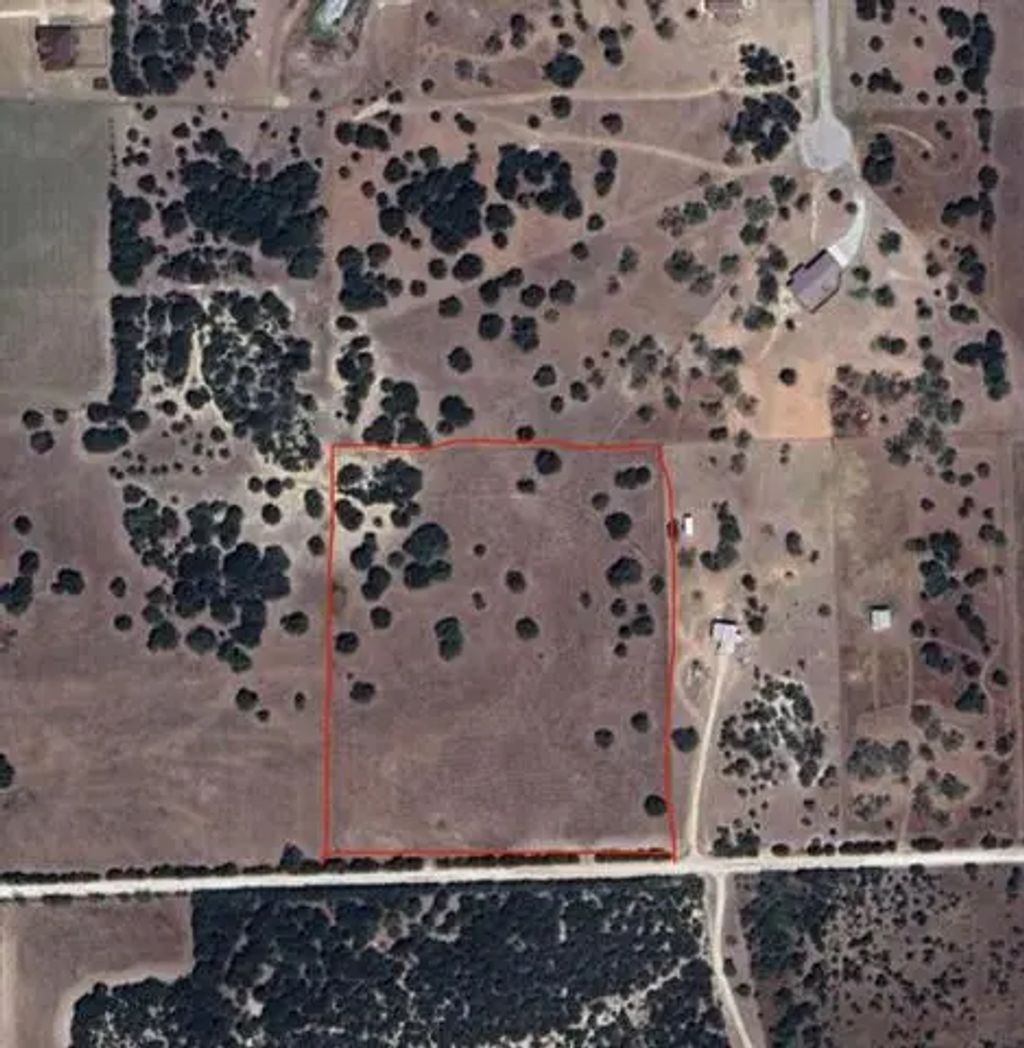 159 County Road 2655, Walnut Springs