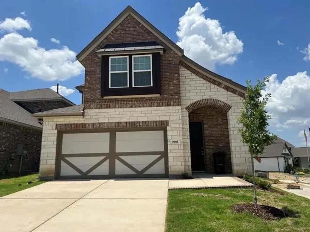 2001 Dove Creek Lane, Mesquite