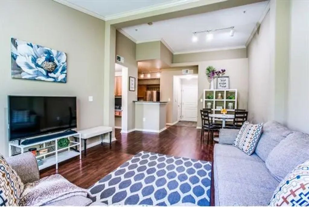330 Las Colinas Boulevard E 464, Irving