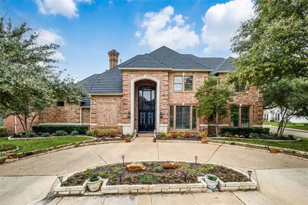 17515 Torrey Pine Drive, Dallas