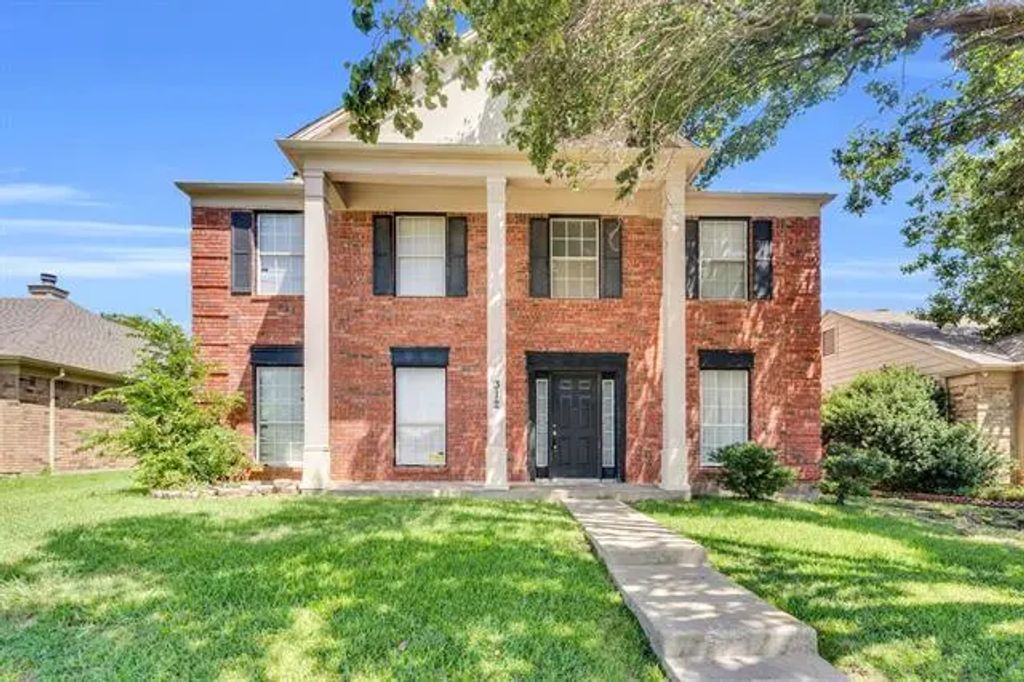 312 Pool Street, Cedar Hill