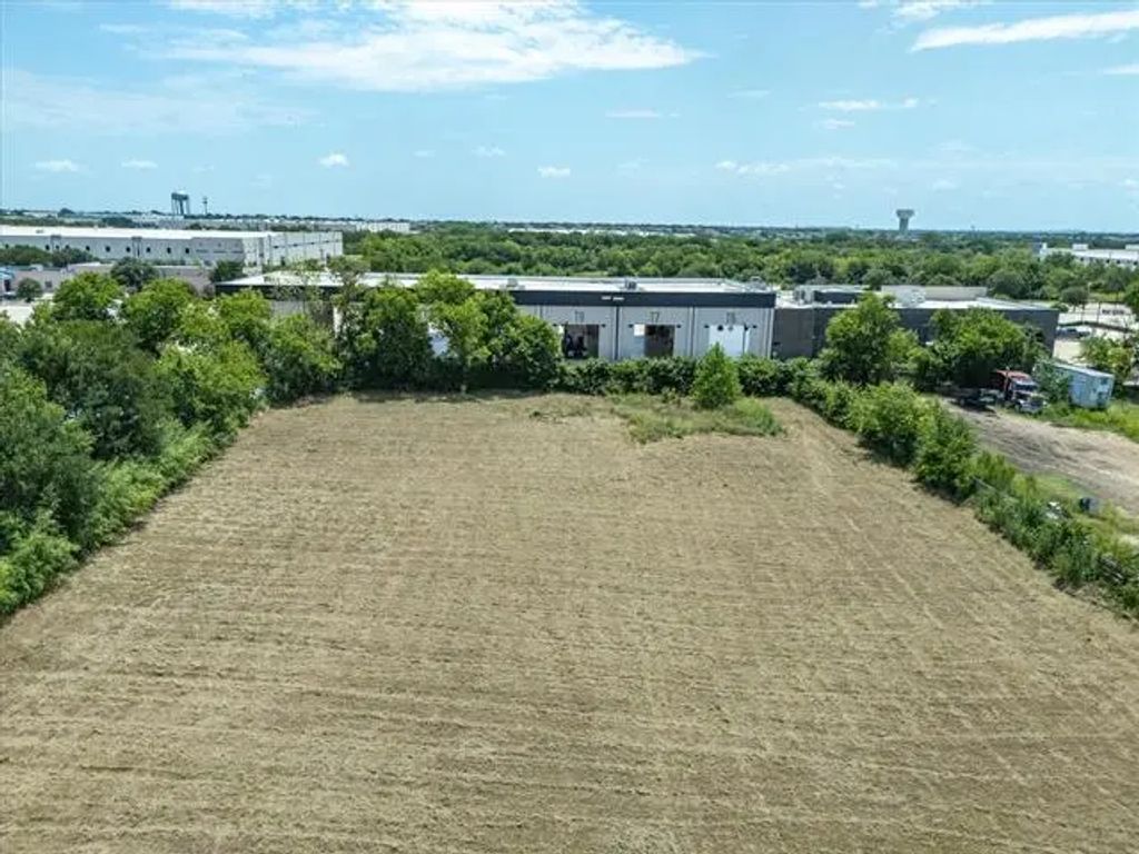 2600 Hullette Avenue, Lancaster