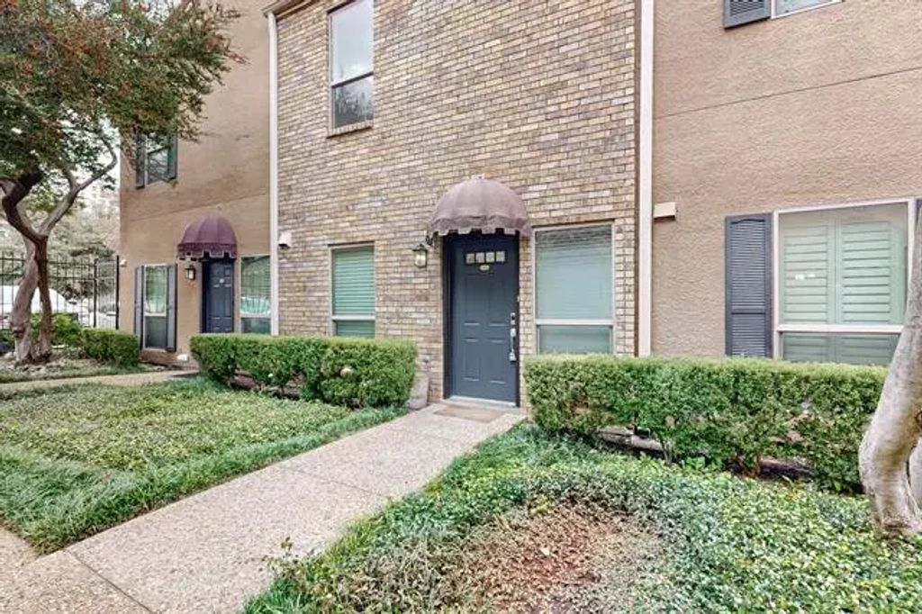 4015 Holland Avenue 102, Dallas