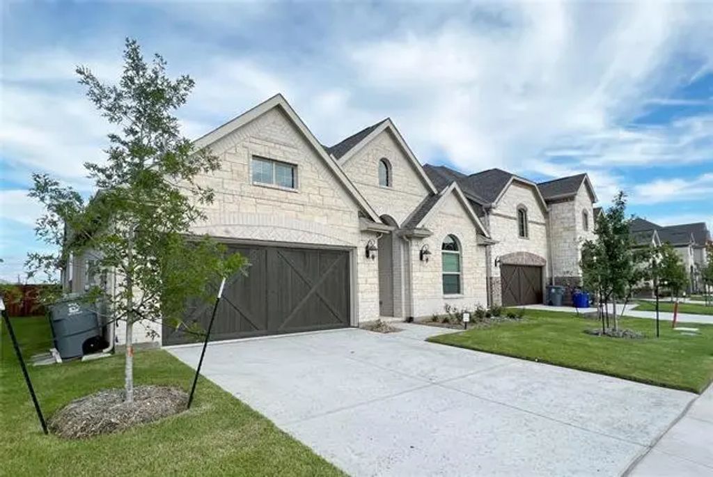 17316 Texas Pistache Drive, Dallas