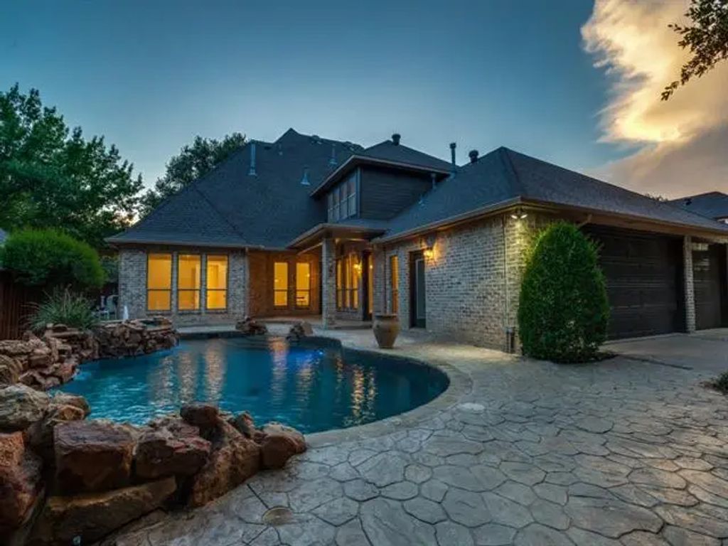 4701 Mill Wood Drive, Colleyville