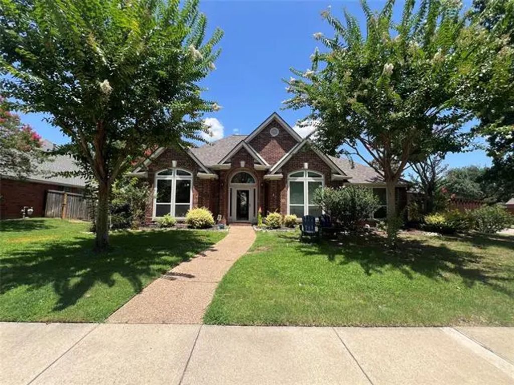 224 Pecan Hollow Drive, Coppell