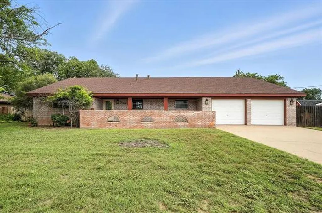 3307 48th Street, Snyder