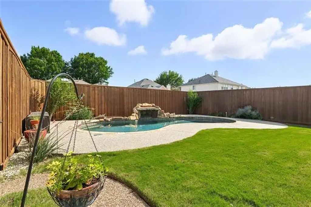 9805 Adolphus Drive, Frisco