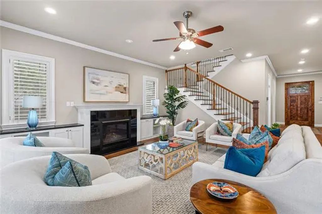 2549 Rogers Avenue, Fort Worth