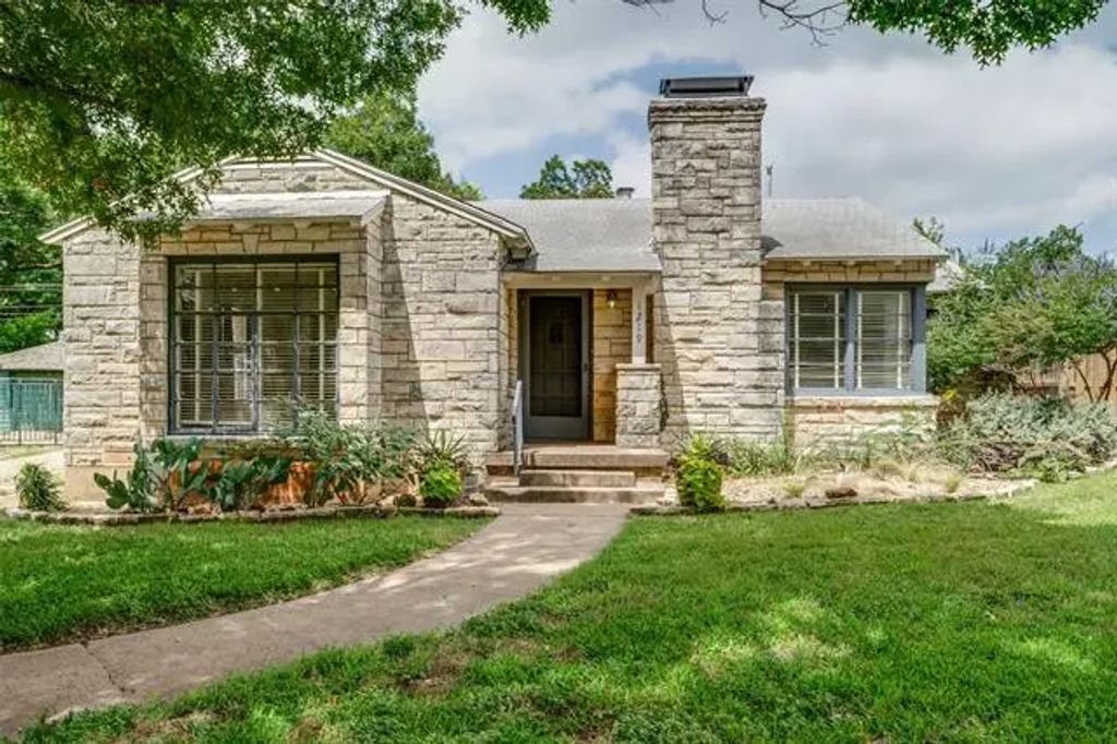 1219 Walter Drive, Dallas