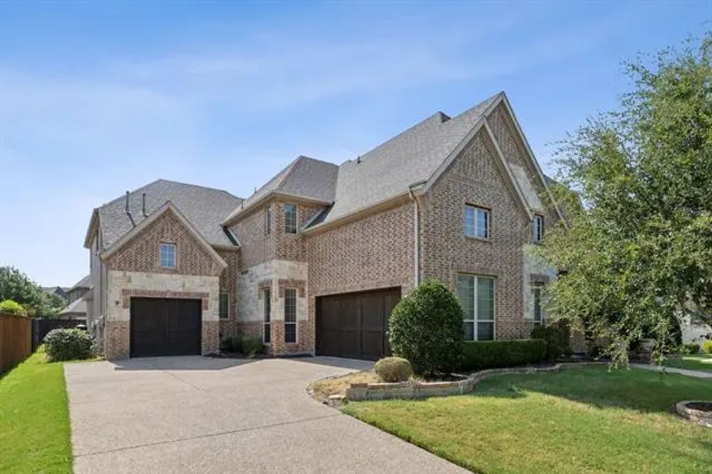 2200 Glasgow Drive, Trophy Club