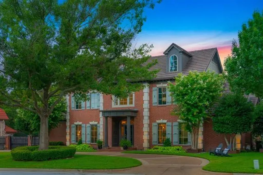 4516 Alexandra Drive, Colleyville