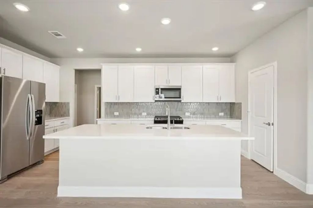 3404 Pat Mayse Drive, Farmersville