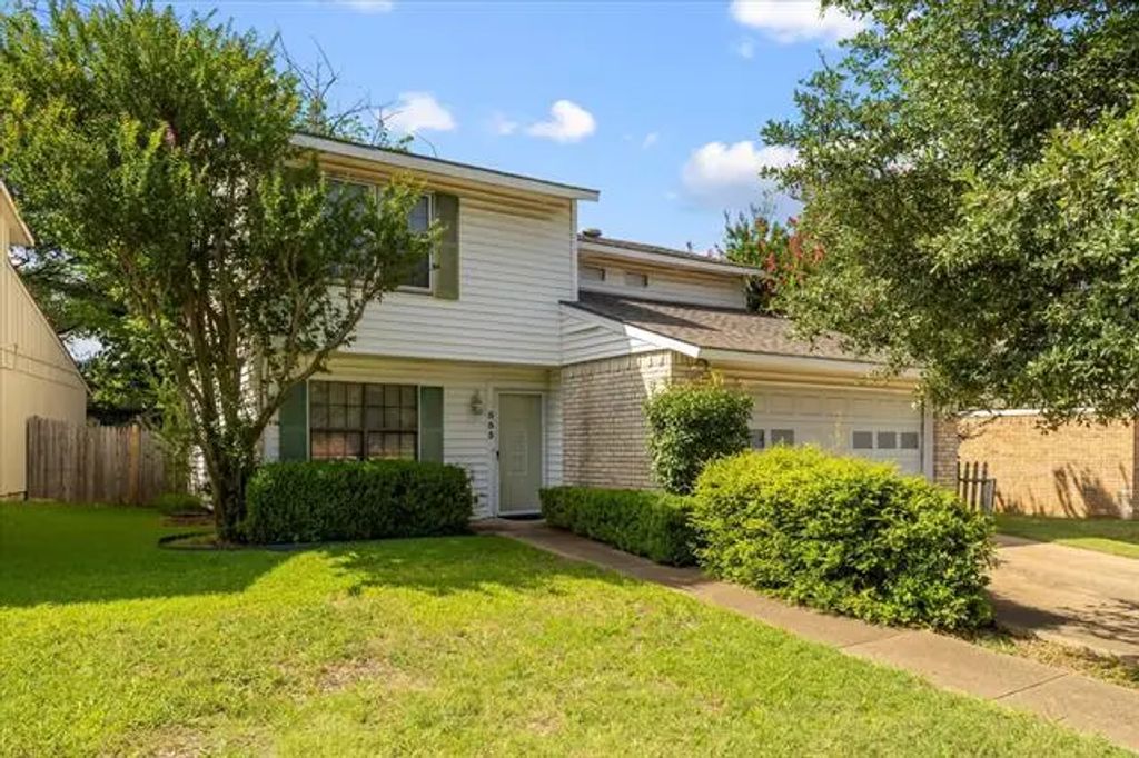 553 Trailcrest Drive, Garland