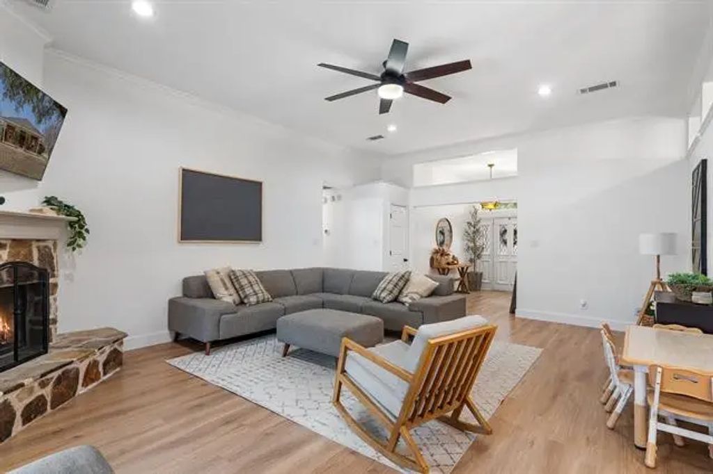 230 Holder Trail, McKinney