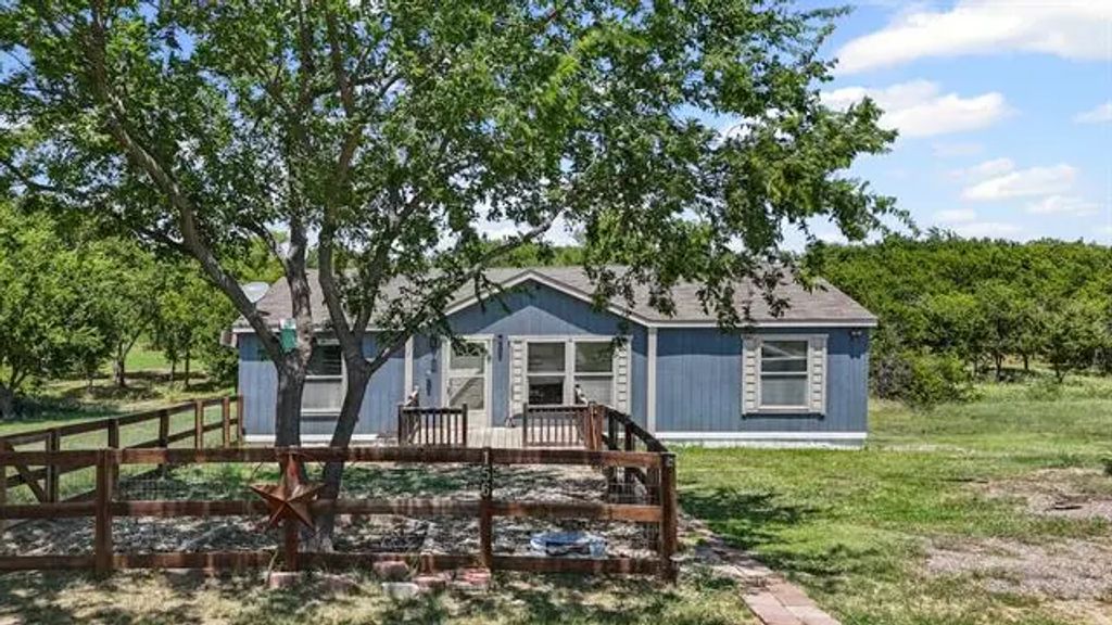 156 Aydelotte Court, Rhome
