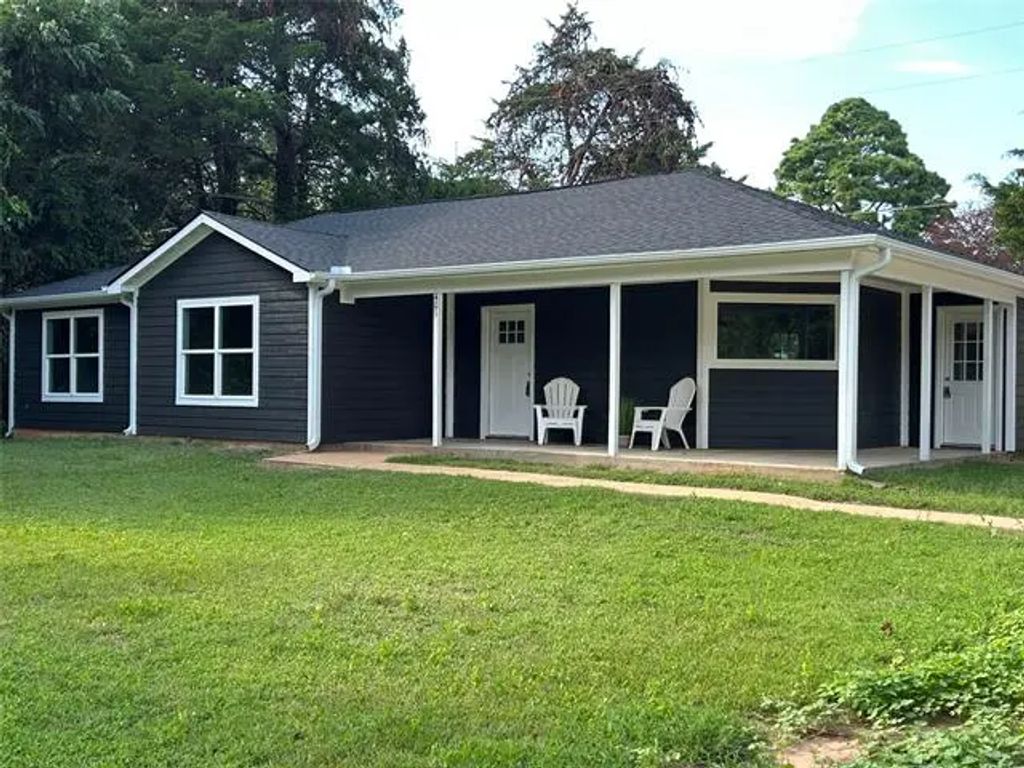 401 Graves Circle, Pottsboro