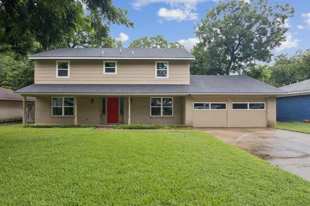 1721 Nueces Trail, Arlington