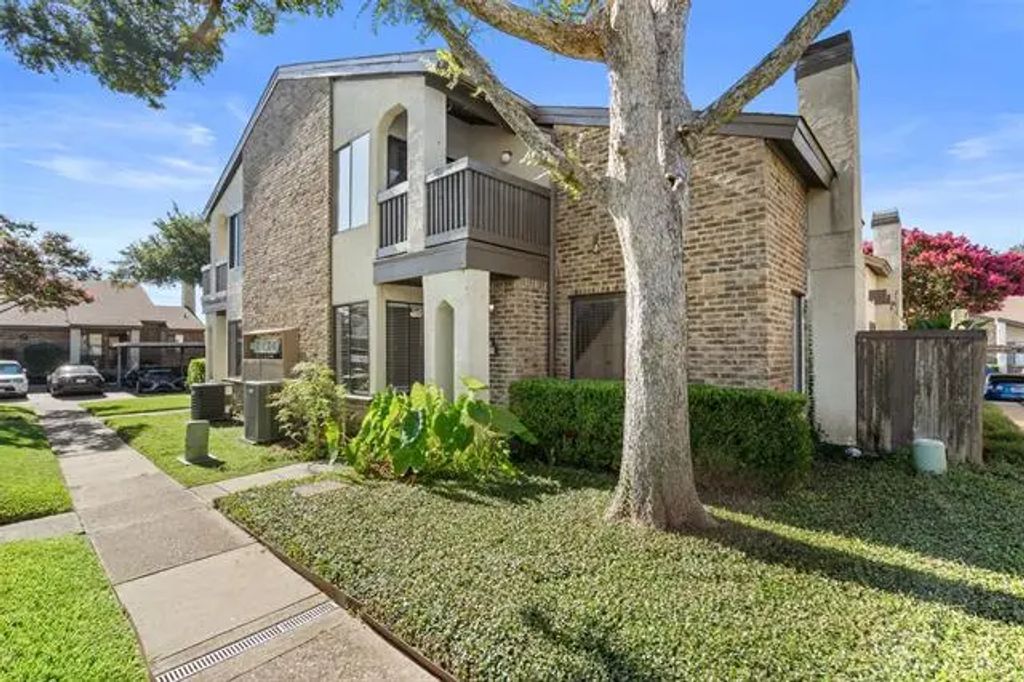 821 Dublin Drive 241, Richardson