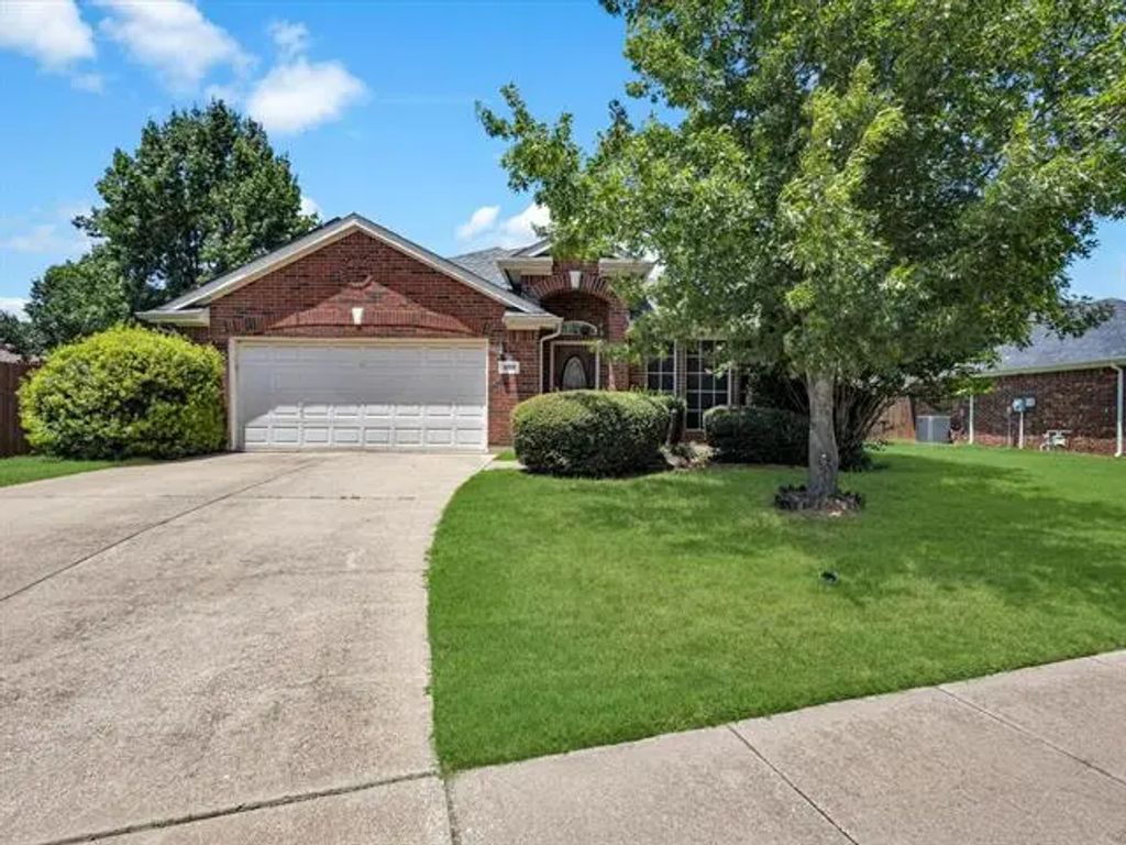 3007 Norwich Lane, Corinth