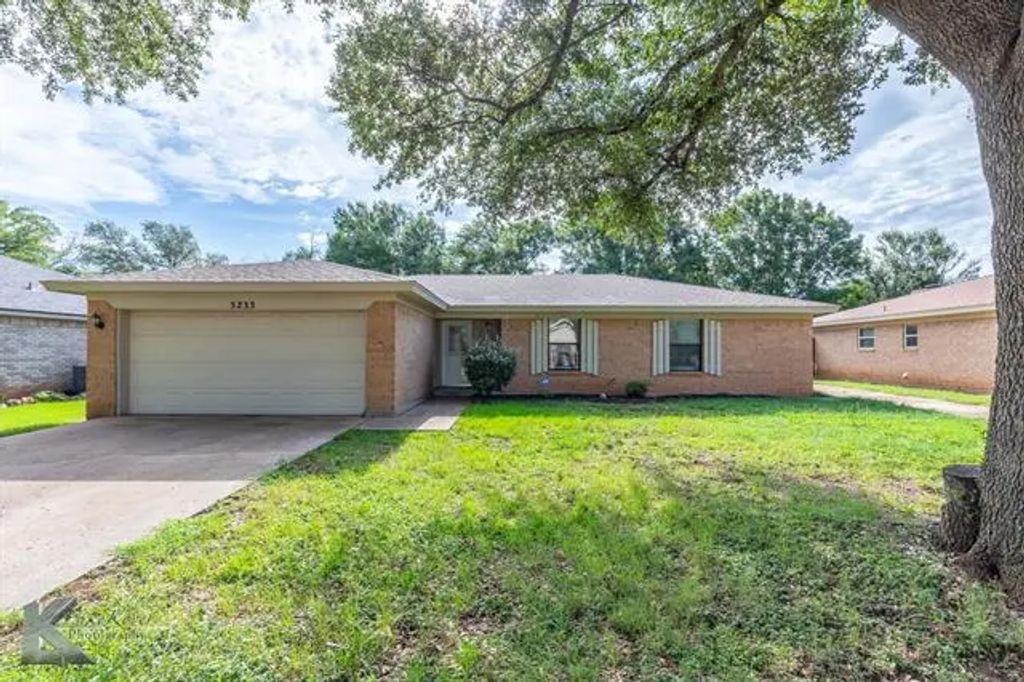 5233 Deerwood Lane, Abilene