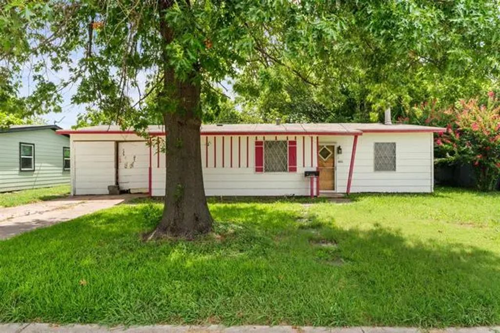 916 Wilkinson, Mesquite